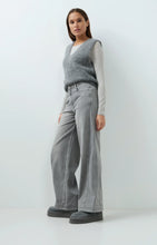 Load image into Gallery viewer, Boat Neck Long Sleeve Top - Grey
