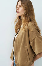 Load image into Gallery viewer, Oversize suedine jacket
