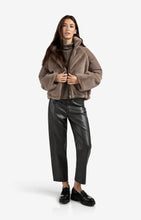 Load image into Gallery viewer, Sleeveless Sweater with Cable Detail - Brown Melange
