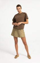 Load image into Gallery viewer, Sleeveless sweatshirt with pleated shoulder detail - Teak Brown
