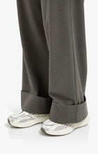 Load image into Gallery viewer, Trouser with turned up cuffs - Dark Taupe
