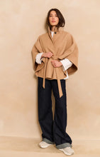 Load image into Gallery viewer, Woven Cape with collar and belt - Camel
