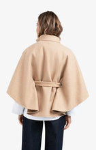 Load image into Gallery viewer, Woven Cape with collar and belt - Camel
