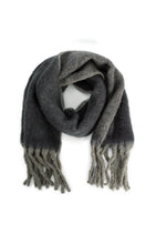 Load image into Gallery viewer, Soft woven scarf with fringe - Full Moon Grey
