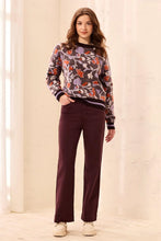 Load image into Gallery viewer, Comfort Stretch 30" Wide Leg Pant - Fudge
