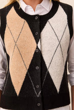 Load image into Gallery viewer, Intarsia Knit Argyle Sweater Vest
