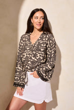 Load image into Gallery viewer, Embroidered Printed Blouse
