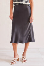 Load image into Gallery viewer, Pull On Midi Skirt - Black
