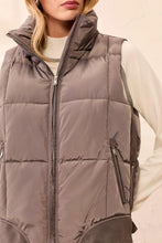 Load image into Gallery viewer, Quilted Puffer Vest - Tornado
