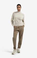 Load image into Gallery viewer, Chino Trouser with Pleat - Capers Brown
