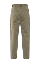Load image into Gallery viewer, Chino Trouser with Pleat - Capers Brown
