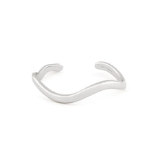 Load image into Gallery viewer, Curves Bracelet - Silver
