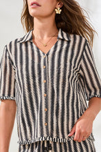 Load image into Gallery viewer, Short Sleeve Button Front Blouse
