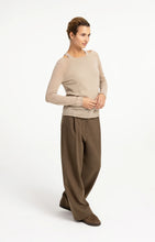 Load image into Gallery viewer, Barrel leg trousers with pleat detail - Teak Brown
