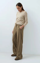 Load image into Gallery viewer, Woven wide leg trousers with pleat detail - Teak Brown
