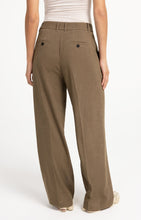 Load image into Gallery viewer, Woven wide leg trousers with pleat detail - Teak Brown
